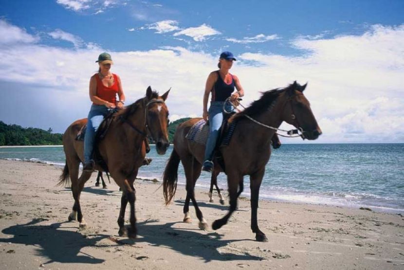 Bali Horse riding Uluwatu tour