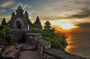 Uluwatu half day tour